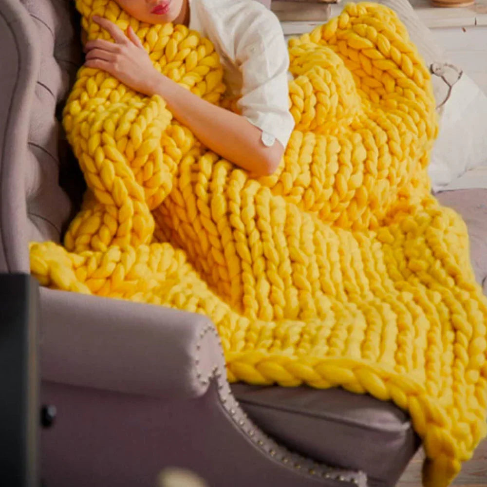 DIY Chunky XL 1000g Wool Yarn for Cozy Blankets - LuxeWool Premium Quality