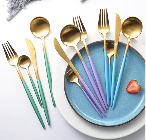 RoyalGlow cutlery set detail