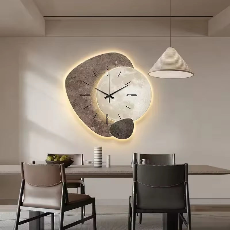 Moon Wall Clock – Plastic & Glass, 30/40cm, Battery-Powered Beige & Gold