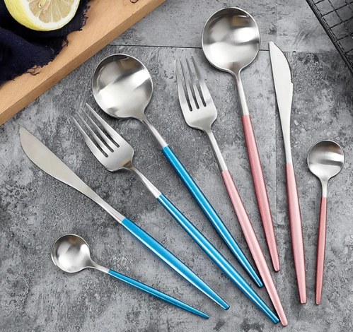 RoyalGlow cutlery set detail
