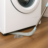 Optimized Product Title:  
"Flexibler Mikrofaser-Staubwedel mit ausziehbarem Stiel – Ideal für schwer erreichbare Stellen unter Möbeln"  

This title includes relevant keywords while enhancing clarity and appeal for potential buyers.