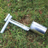 Optimized Product Title: "Edelstahl Garten-Pflanzenstecher mit T-Griff – Robuster Pflanzwerkzeug für präzises Setzen und Umpflanzen" 

This title includes relevant keywords and provides more detail about the product's use and benefits, which can help impr