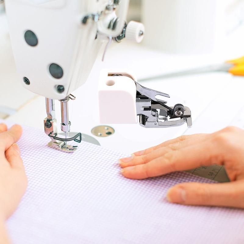 Optimized Product Title: "Seiten-Schneidernähfuß – Effizient Nähte trimmen und versäubern in einem Schritt | Hochwertiges Nähzubehör für perfekte Ergebnisse" 

This title includes relevant keywords for better visibility while highlighting the product's be