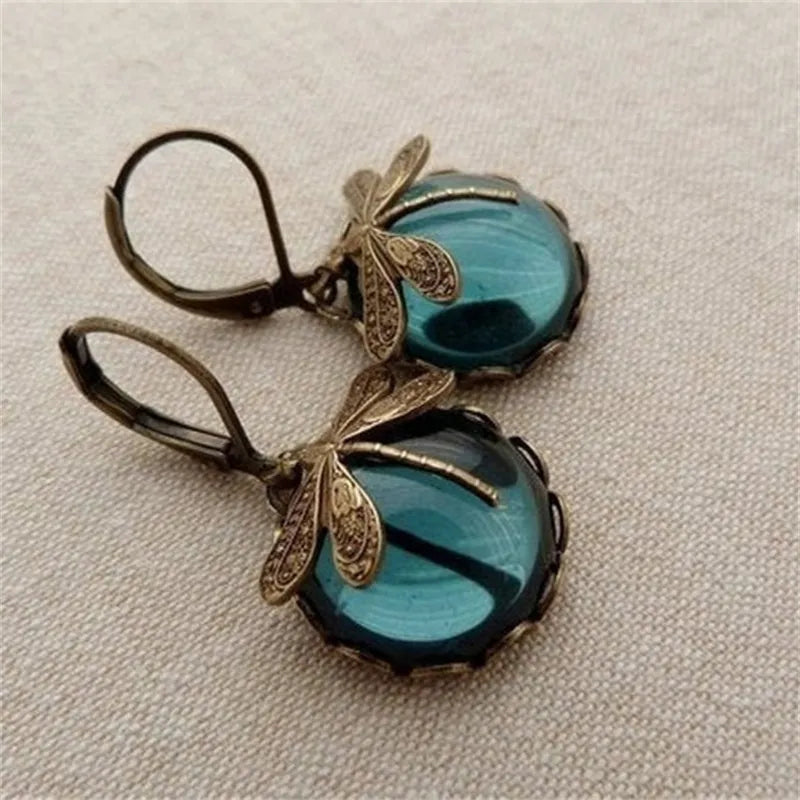 Elegant Moonstone Drop Earrings with Dragonfly Design – Stylish & Unique Jewelry for Any Occasion