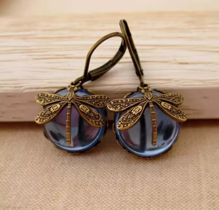 Elegant Moonstone Drop Earrings with Dragonfly Design – Stylish & Unique Jewelry for Any Occasion