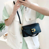 Stylish Large Capacity Handbag - Elegant Design with Ample Storage Space