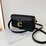 Stylish Large Capacity Handbag - Elegant Design with Ample Storage Space