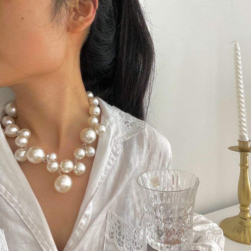 Elegant Pearl Necklace - Timeless Class & Beauty for Any Occasion