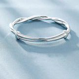 Elegant Silver Bracelet with Intricate Design | Stylish Jewelry for Any Occasion