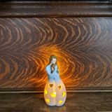 EternalBond Mother and Daughter Candle Holder - Heartwarming Embrace for Cherished Moments