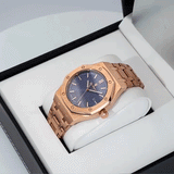 Men's Stainless Steel Watch – Textured Dial, Quartz Movement & Link Bracelet