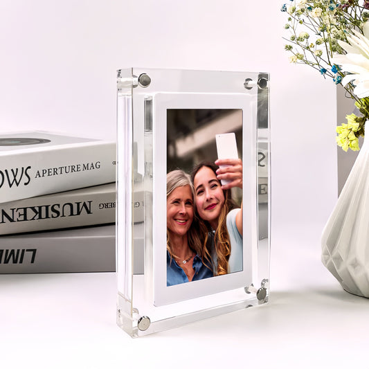 7-Inch Digital Video Photo Frame – HD Display, 2GB Storage & Rechargeable Battery