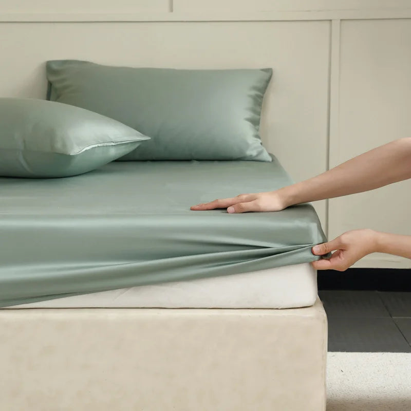 Mulberry Silk Fitted Sheet – Temperature-Regulating, Hypoallergenic & 3 Sizes