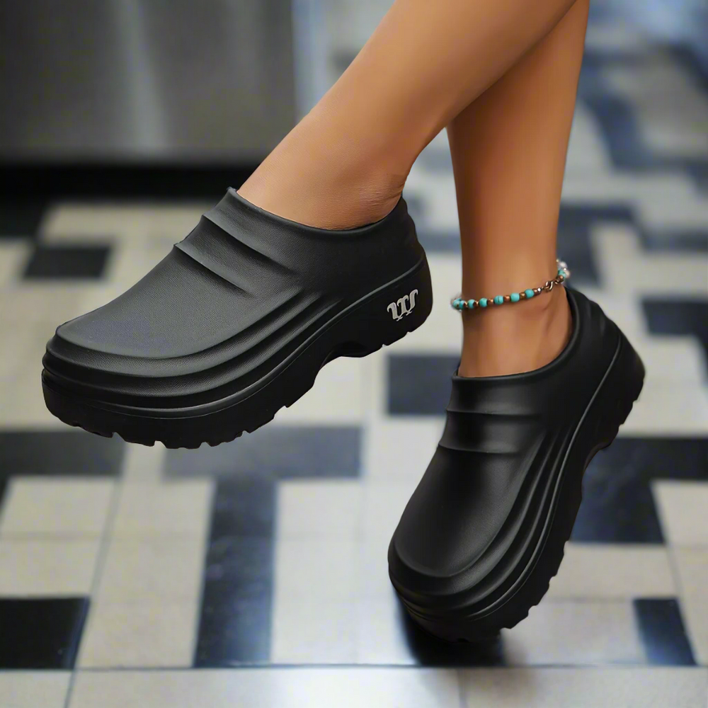 AquaStep – Orthopedic Waterproof Clogs