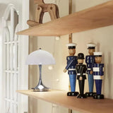 BloomGlow - Dimmable & Cordless Flower Bud Lamp