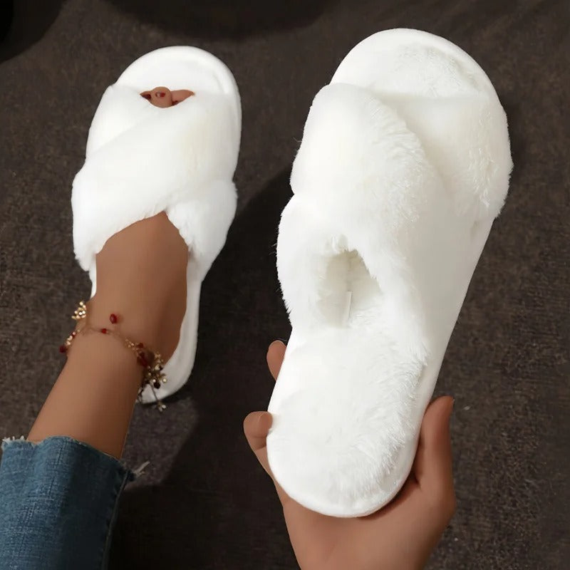 Cozy Fluffy Slippers with Soft Sole & Non-Slip Grip for Ultimate Comfort