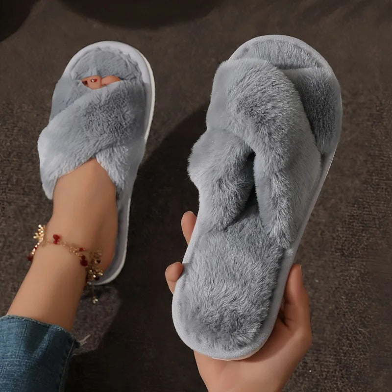 Cozy Fluffy Slippers with Soft Sole & Non-Slip Grip for Ultimate Comfort