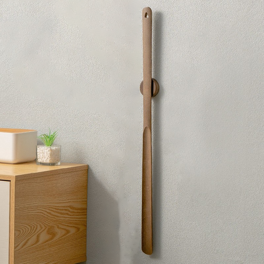 Wooden Shoe Horn – Magnetic Hook & 50 cm Long Handle