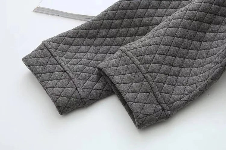 Plus-Size Fall Plaid Cardigan for Women - Cozy & Stylish Layering Piece