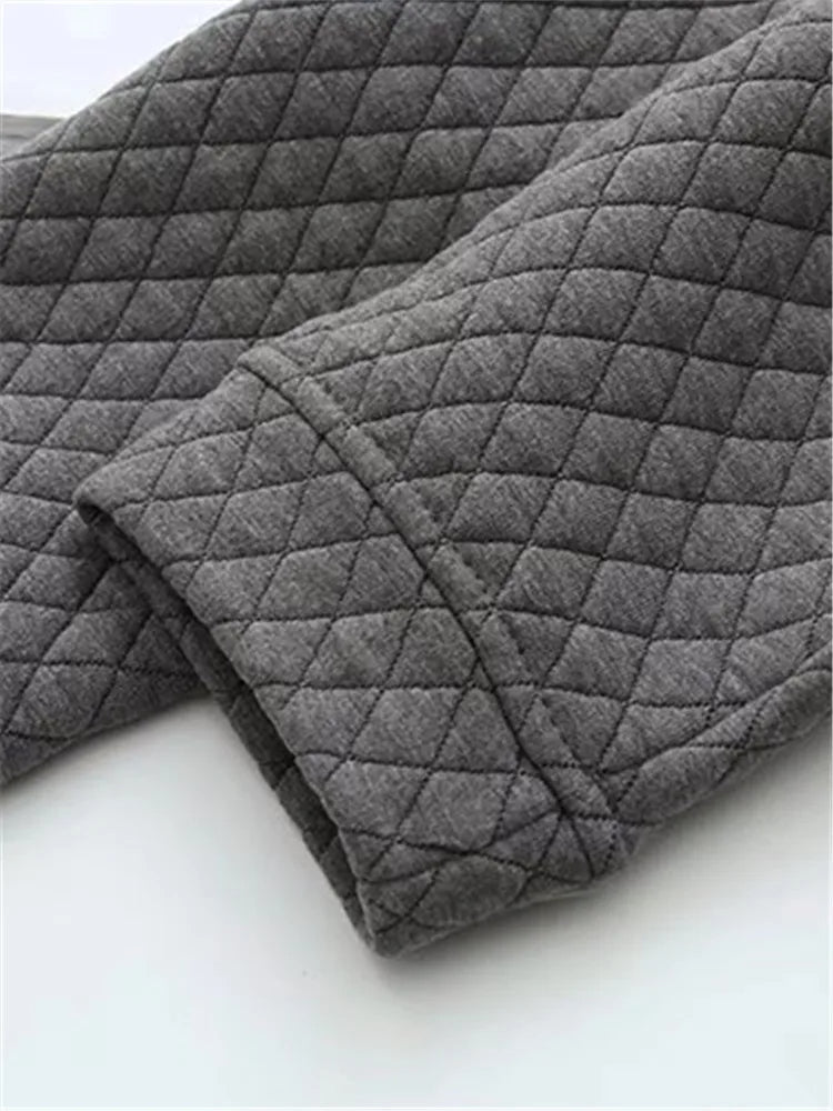 Plus-Size Fall Plaid Cardigan for Women - Cozy & Stylish Layering Piece