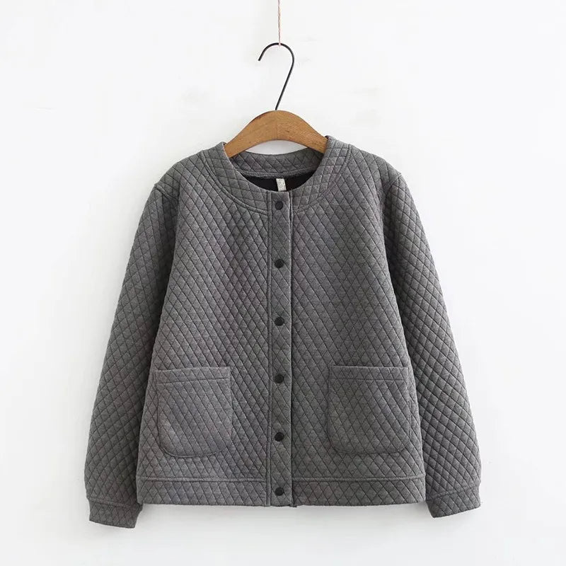 Plus-Size Fall Plaid Cardigan for Women - Cozy & Stylish Layering Piece