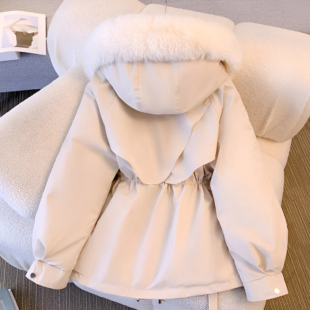 Olivia Eleganter Wintermantel für Damen – Stilvoller, Warmer Wintermantel mit Kapuze und Taschen