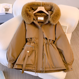 Olivia Eleganter Wintermantel für Damen – Stilvoller, Warmer Wintermantel mit Kapuze und Taschen