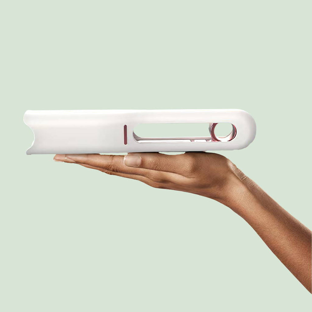Optimized Product Title: "Kompakter Bodenwischer mit Sprühfunktion – Waschbare Pads für mühelose Reinigung" 

This title includes relevant keywords while emphasizing the product's features, making it more appealing for Google Shopping.