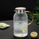 BowLift | Heat-Resistant Textured Glass Jug with Bamboo Lid – Elegant Serving Pitcher for Hot & Cold Drinks