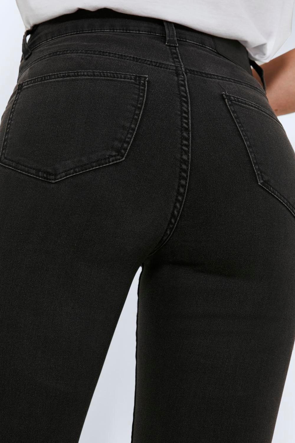 Women's High-Waisted Skinny Jeans - Stylish, Comfortable, and Flattering Fit