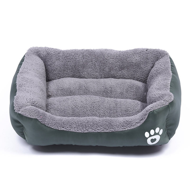 Optimized Product Title: "Weiches Waschbares Hundebett mit Fleece-Innenfutter – Komfort für Ihren Hund" 

This title includes relevant keywords for better visibility on Google Shopping while emphasizing comfort and practicality.