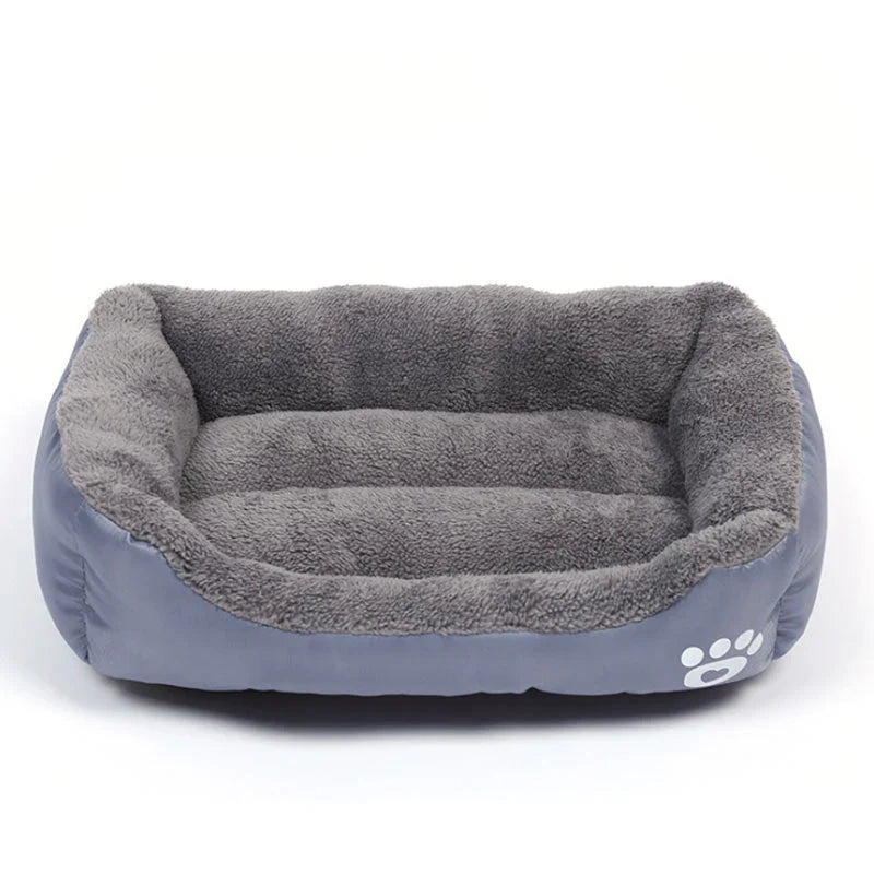 Optimized Product Title: "Weiches Waschbares Hundebett mit Fleece-Innenfutter – Komfort für Ihren Hund" 

This title includes relevant keywords for better visibility on Google Shopping while emphasizing comfort and practicality.