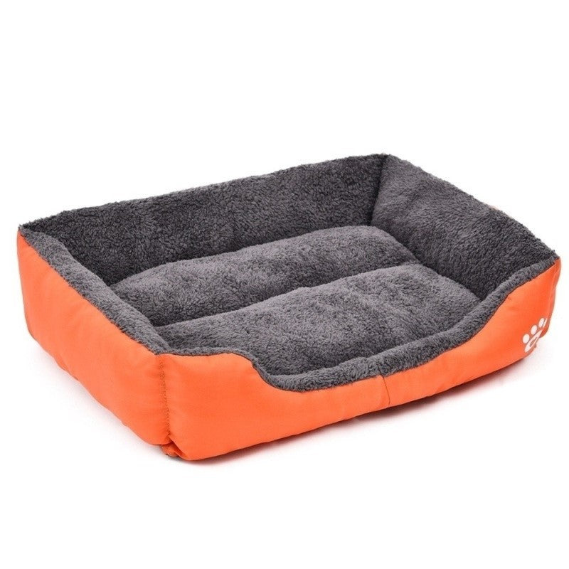 Optimized Product Title: "Weiches Waschbares Hundebett mit Fleece-Innenfutter – Komfort für Ihren Hund" 

This title includes relevant keywords for better visibility on Google Shopping while emphasizing comfort and practicality.