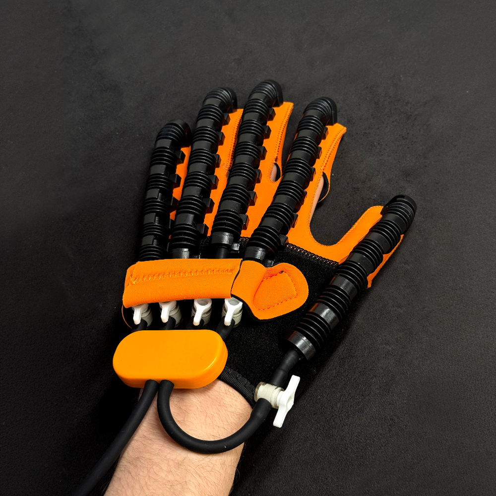 Hand Rehabilitation Trainer Glove – Pneumatic Finger Exercise, 5 Force Levels & 2400mAh Rechargeable