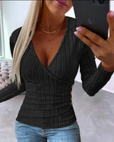 Ladies' knit sweater with V-neck and fitted silhouette - Zissy - 4