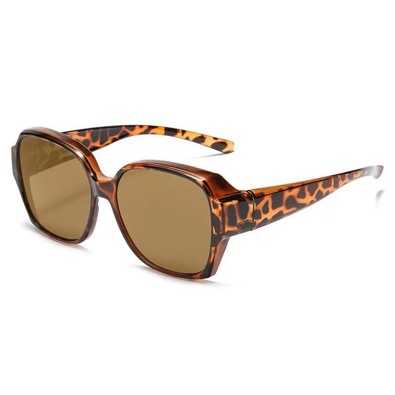 Cat-Eye Sunglasses – Polarized UV400 Lenses, Lightweight Frame & 9 Colors