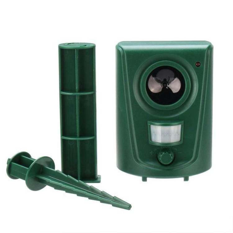 Smart Ultrasonic Cat Repeller - Effective & Humane Pest Control Device