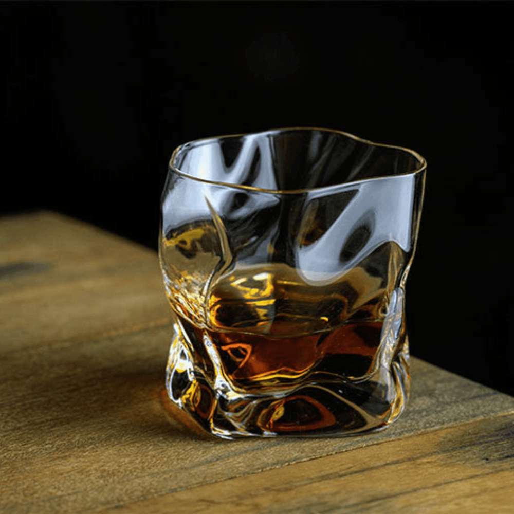 Authentic Japanese Edo Kiriko Crumple Body Whisky Glass - Handcrafted Crystal Tumblers for Premium Spirits