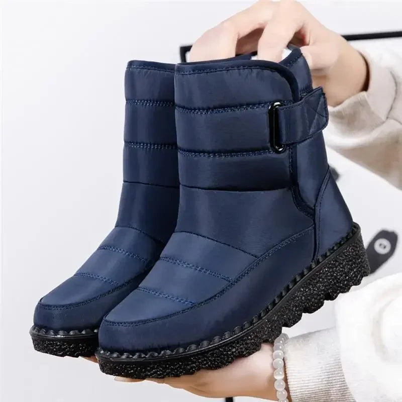 Women's lug boots, view 2