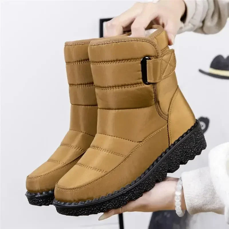 Women's lug boots, view 5