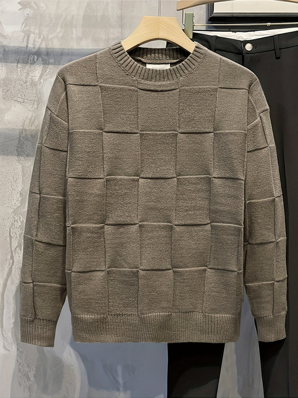 Knitted Sweater with Round Neck and Stretch - Caleb