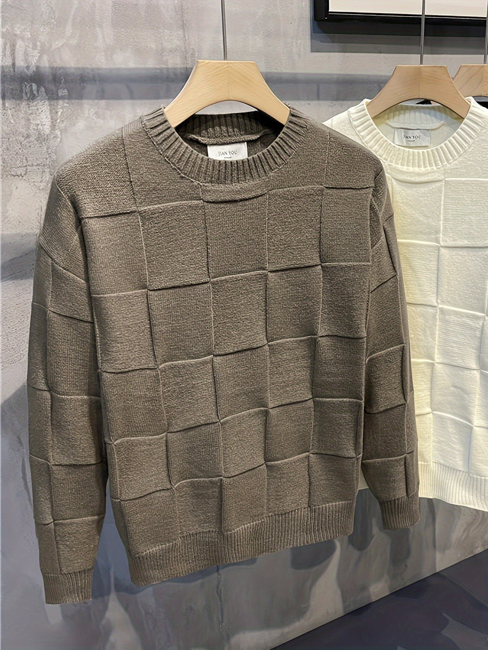 Knitted Sweater with Round Neck and Stretch - Caleb