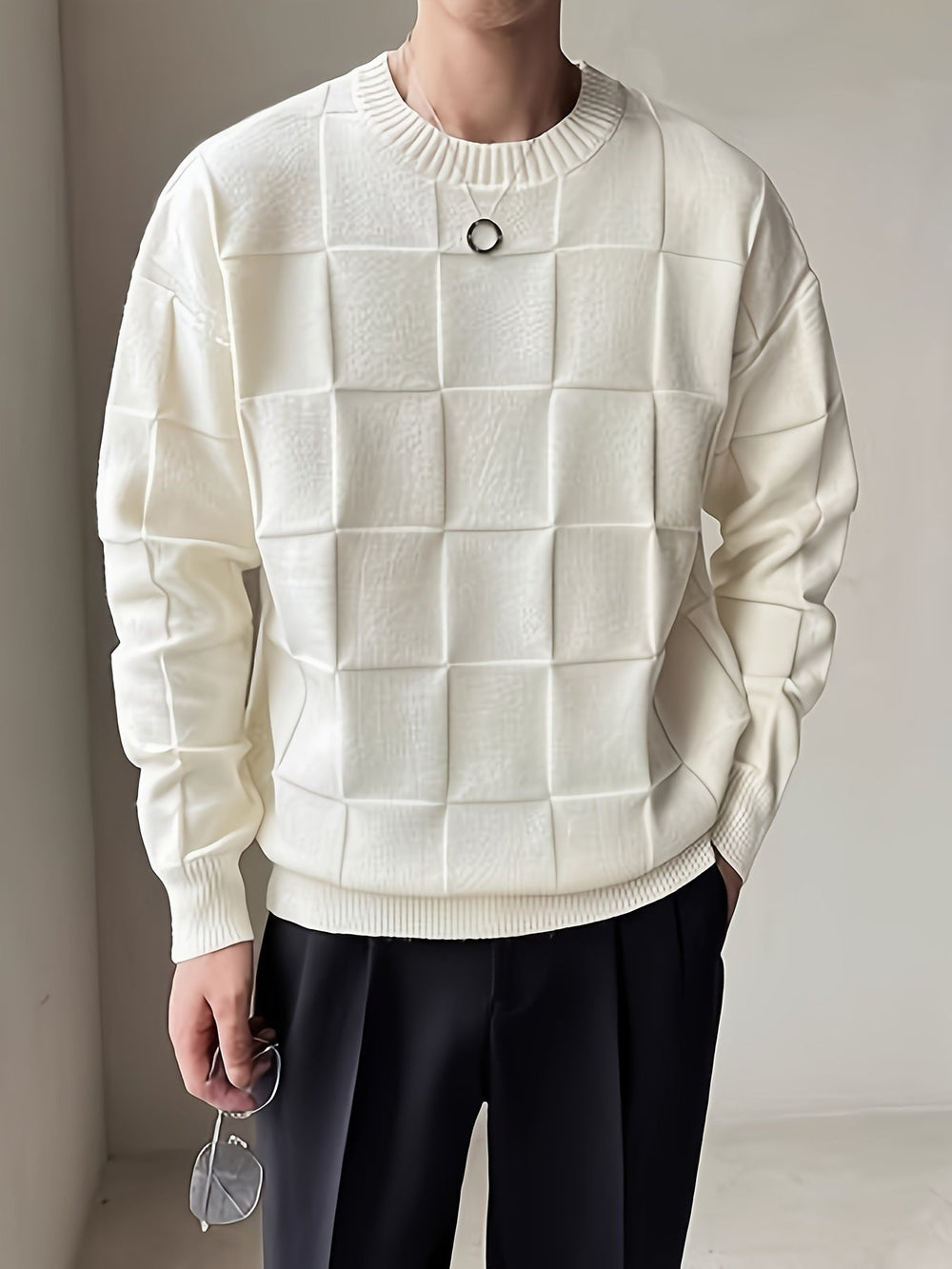 Knitted Sweater with Round Neck and Stretch - Caleb