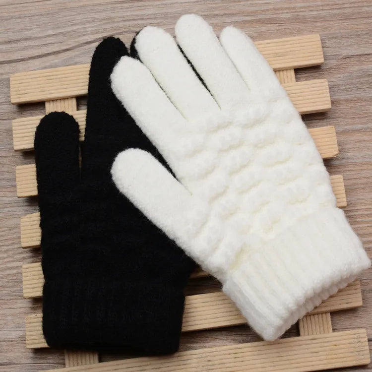 Amara Women's Knitted Touchscreen Gloves - Warm & Stylish Winter Accessory