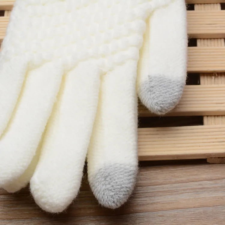 Amara Women's Knitted Touchscreen Gloves - Warm & Stylish Winter Accessory