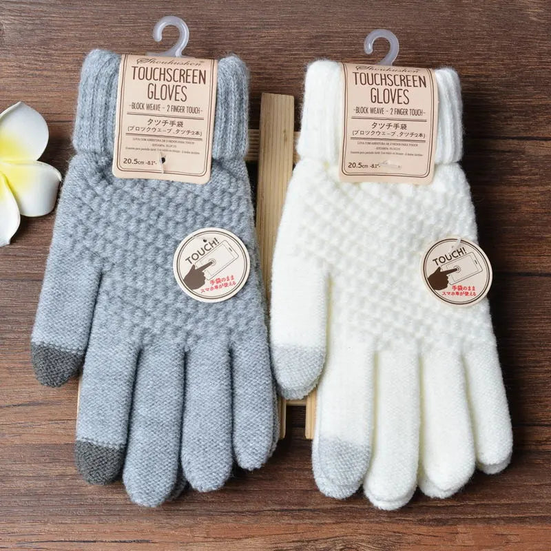 Amara Women's Knitted Touchscreen Gloves - Warm & Stylish Winter Accessory