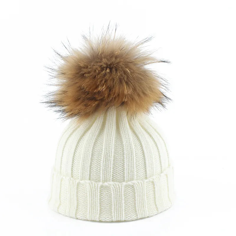 Felina Knitted Winter Pom-Pom Hat - Cozy & Stylish Cold Weather Accessory