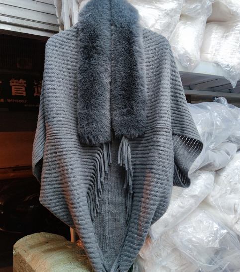 Ladies' Coat Louise - With Luxurious Faux Fur Collar | One Size