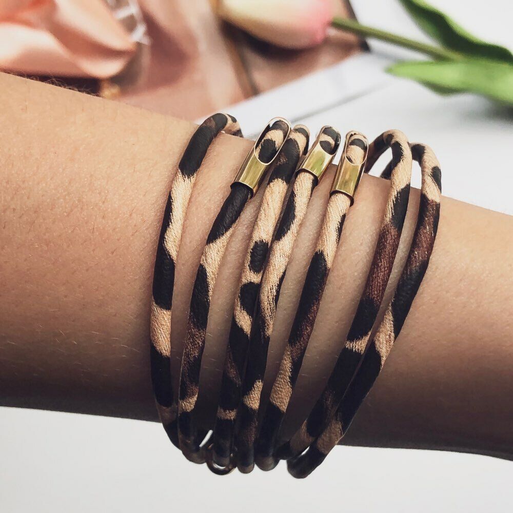 Stylish Multi-Layer Leopard Print Leather Bracelet | Trendy Fashion Jewelry for Women