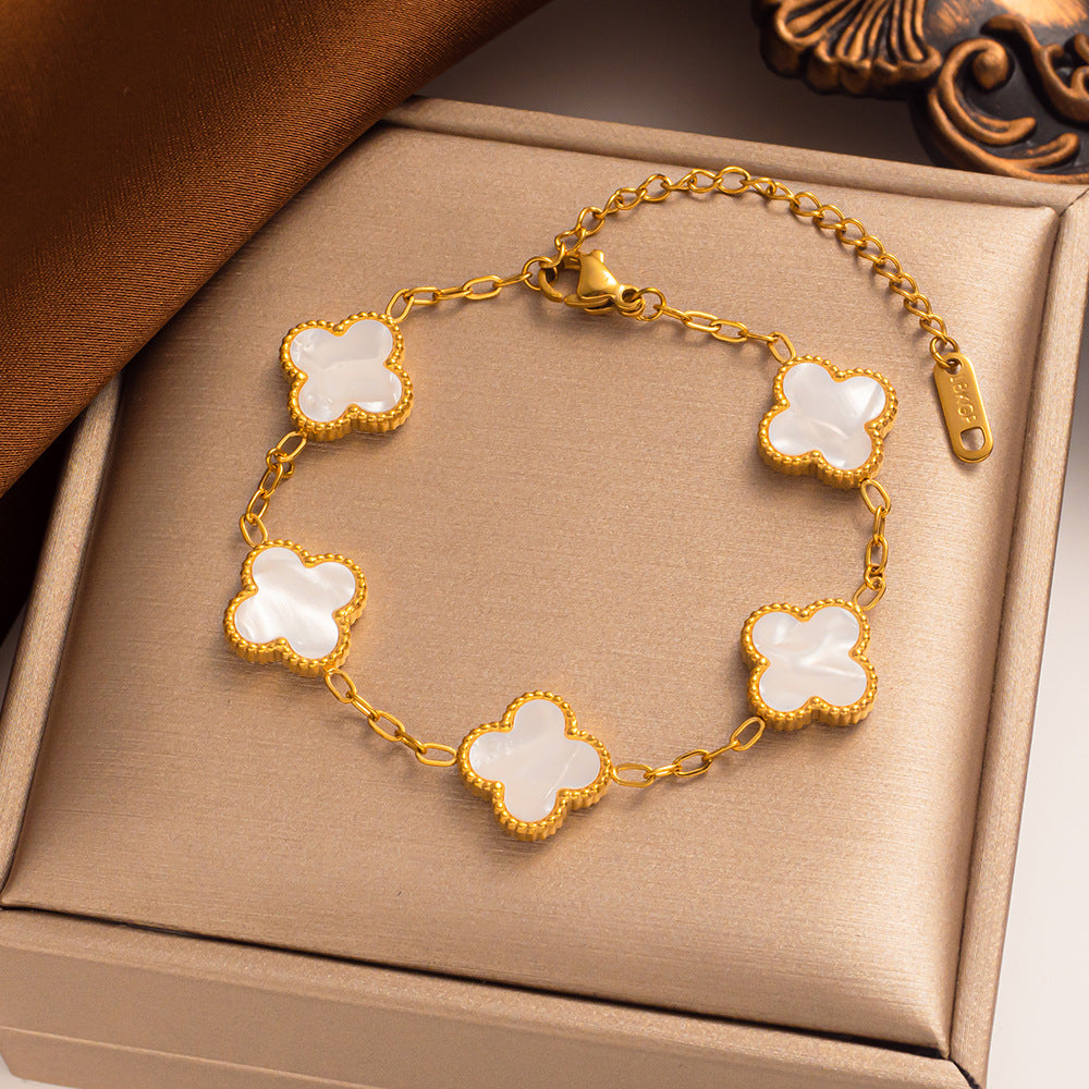 Charming Lucky Clover Bracelet - Elegant Green Enamel & Adjustable Design for Good Luck & Style